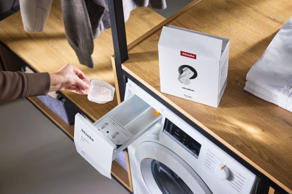 Порошок для стирки белого белья UltraWhite WA UW 2702 P 2,7 кг Miele купить в #REGION_NAME_DECLINE_PP# | Всегда в наличии! | Артикул 12665230 | Официальный сайт
